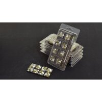 Winter Bases Square 25mm (x8)
