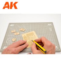 WOODEN BOX 004 BIOHAZARD 1:35